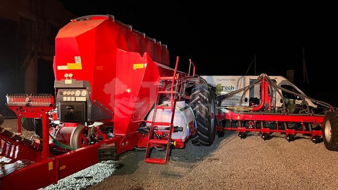 Комплект оборудования для внесения жидких удобрений Horsch Maestro 16 SX